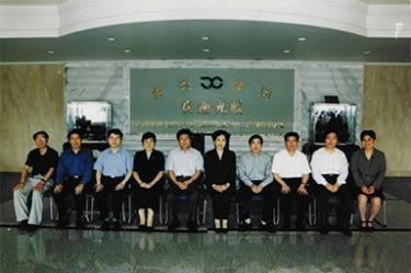 2001年6月1日，时任副省长叶荣宝等领导来公司检查指导“三个代表”学教活动