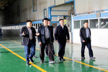 2019年5月8日，时任国家水利部原总工程师、水利部参咨委副主任委员汪洪莅临恒峰g22纸业调研节水工作